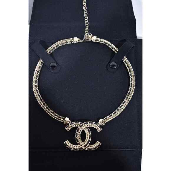 Chanel 22S Gold Metal Black Leather Chain Link CC Logo Pendant Choker Necklace - Picture 1 of 12